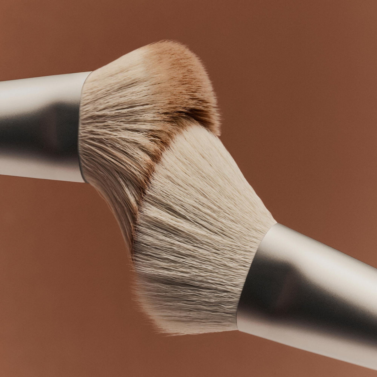 the-bronzer-brush-r4 Bronzer_Brush-1.jpg